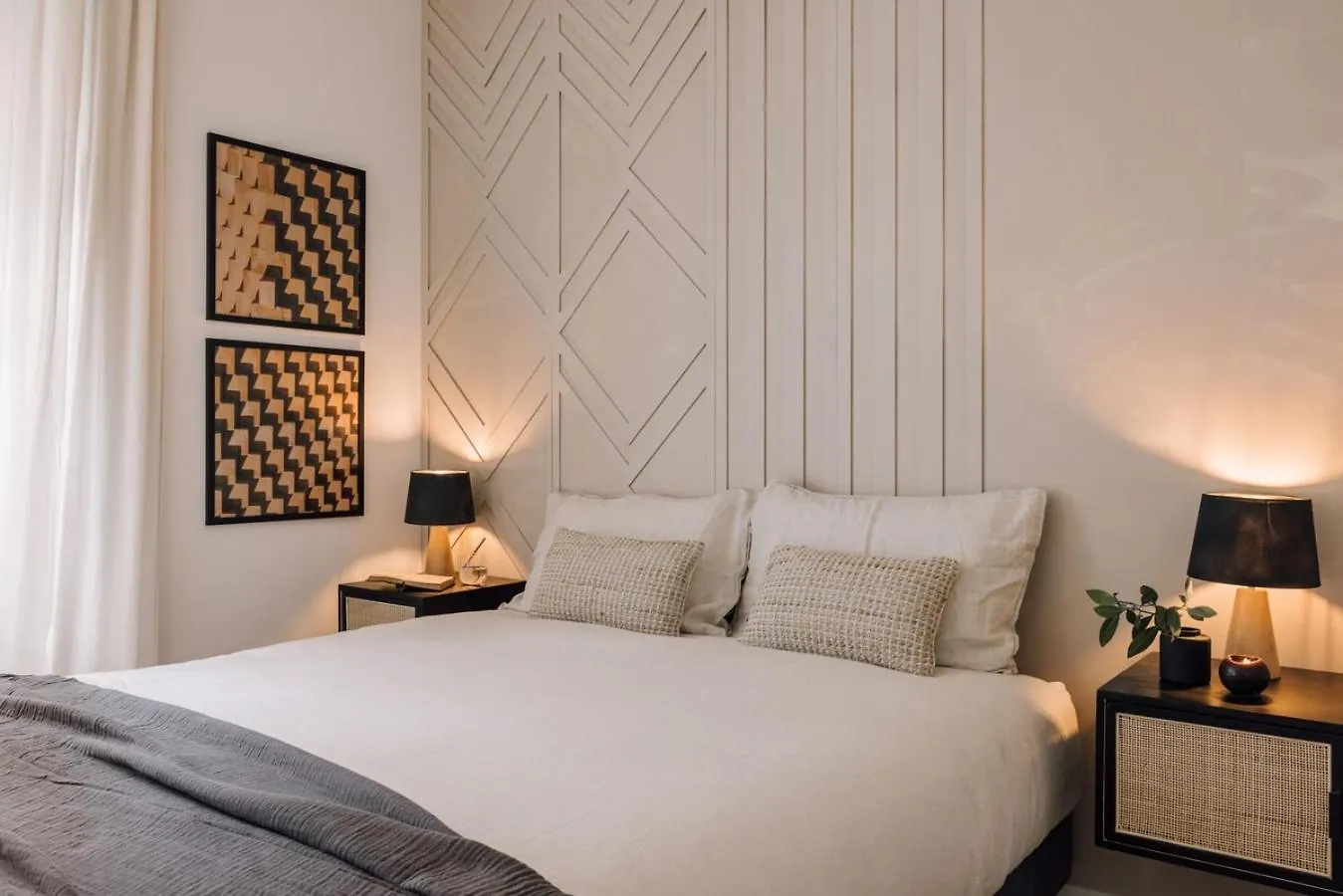 Oujda - 2 Bedrooms In Avenidas Novas Lissabon 0*,  Portugal